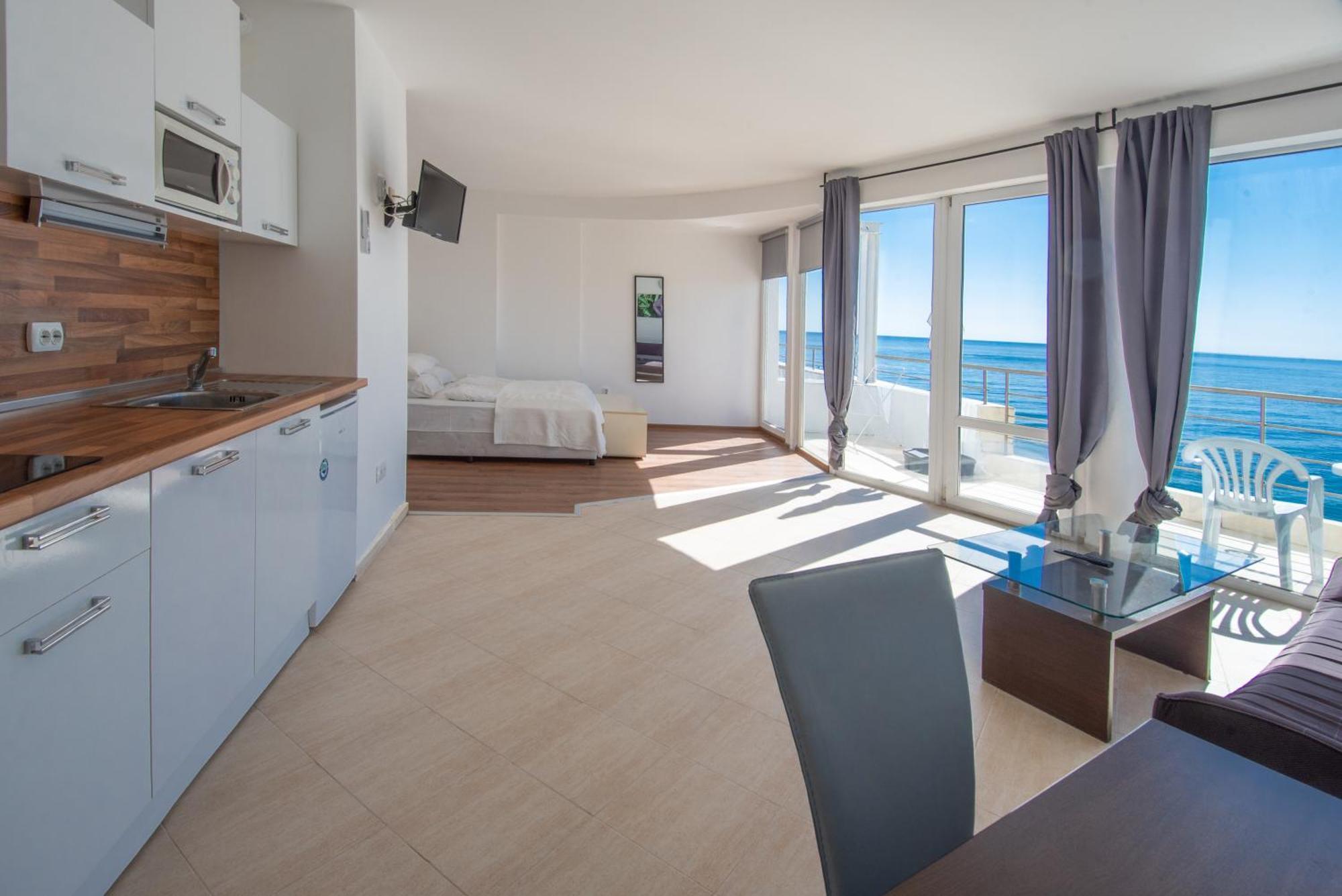 Aparthotel Romance Китен Экстерьер фото
