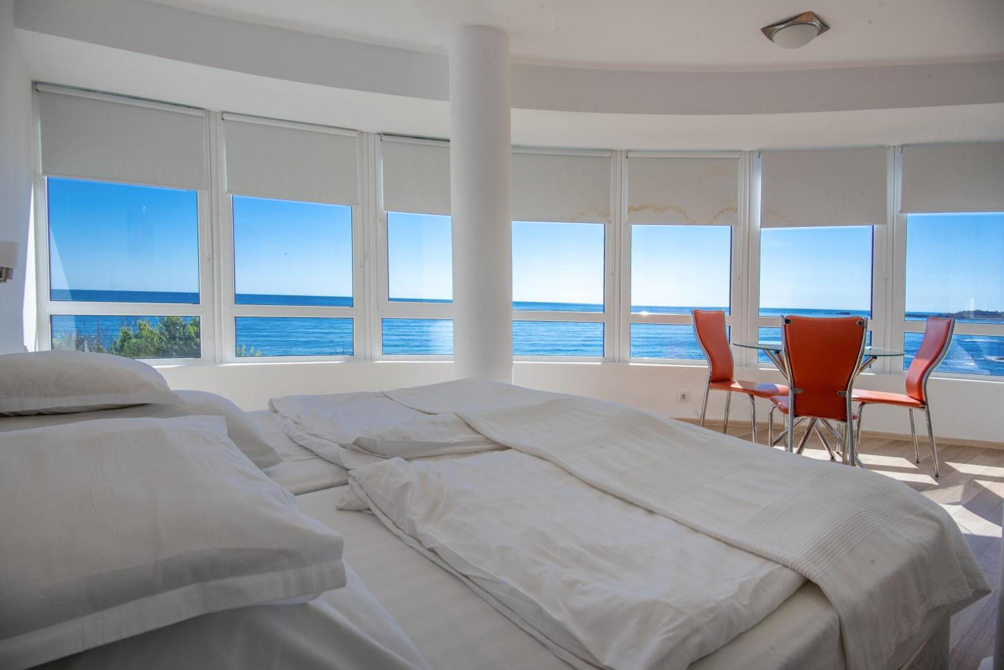 Aparthotel Romance Китен Экстерьер фото
