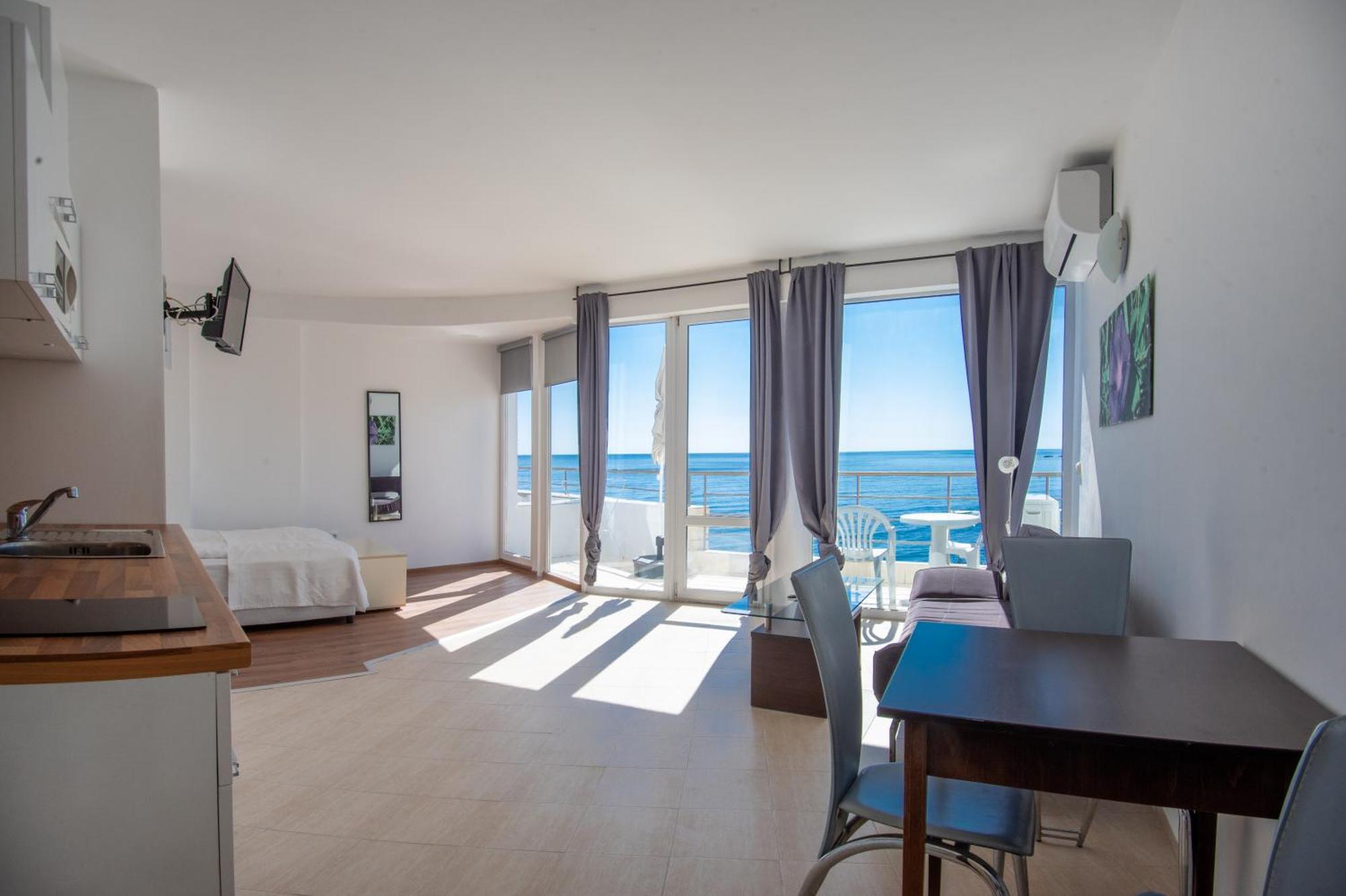 Aparthotel Romance Китен Экстерьер фото